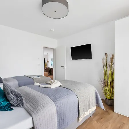 Kaptains Strandhuus Tatil Evi *