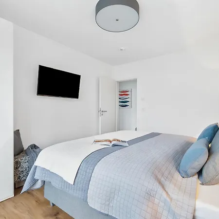 Kaptains Strandhuus Tatil Evi *