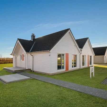 Kaptains Strandhuus Tatil Evi Olpenitz